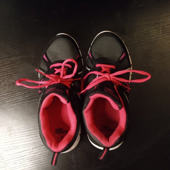 Danskin Now: Sneakers size 5 - Picture 8 of 11